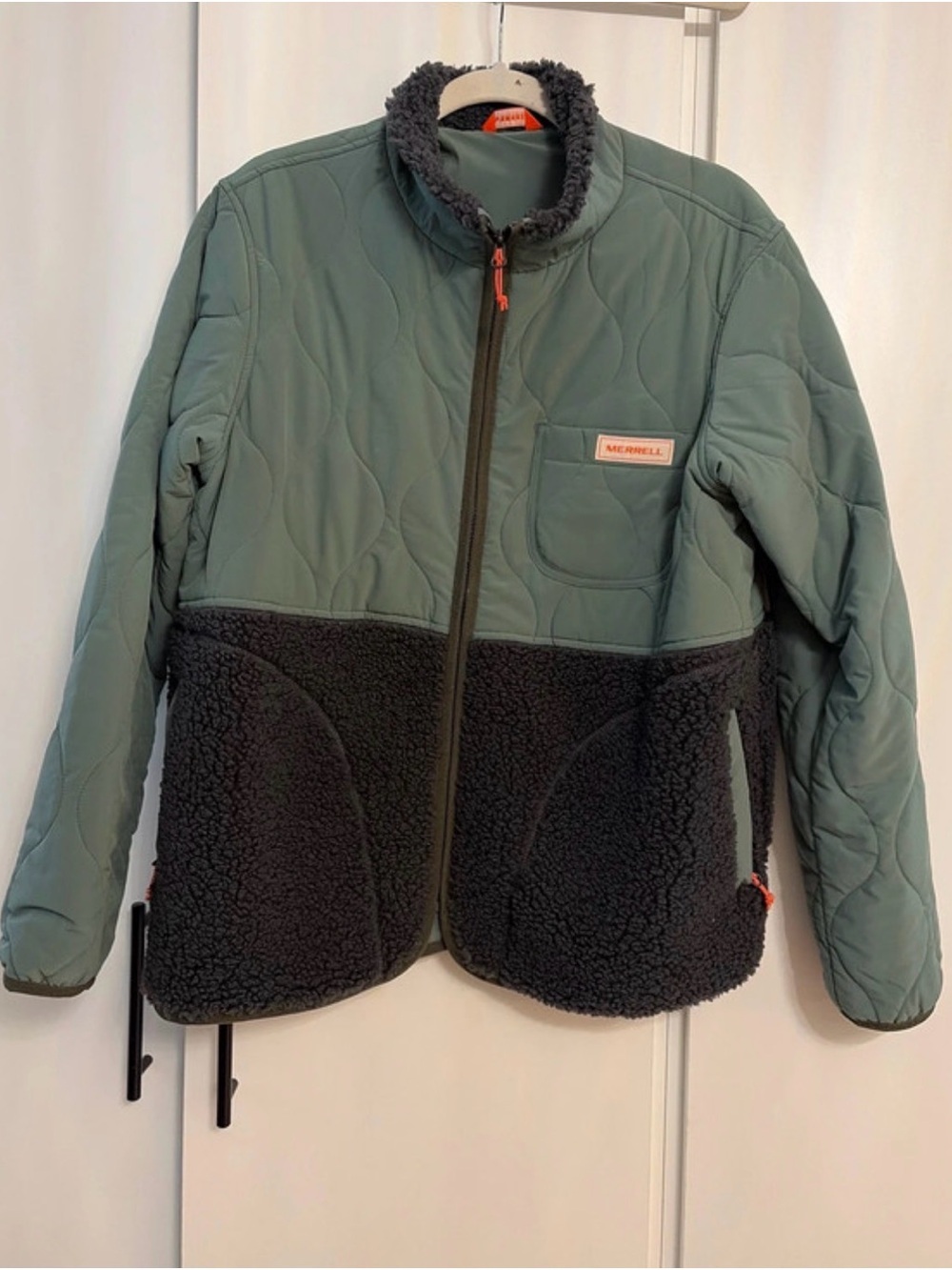 Merrell Sherpa Jacket in Charcoal and Sage